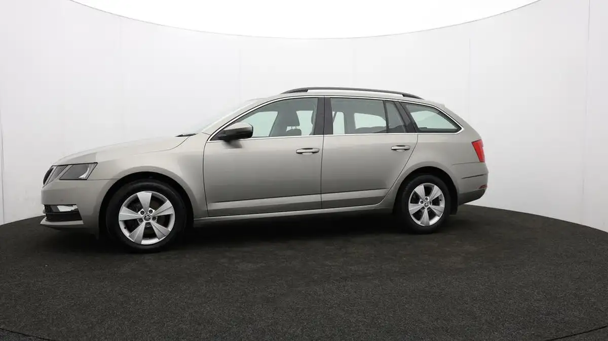 2019-skoda-octavia-10-tsi-se-technology-estate-big-70