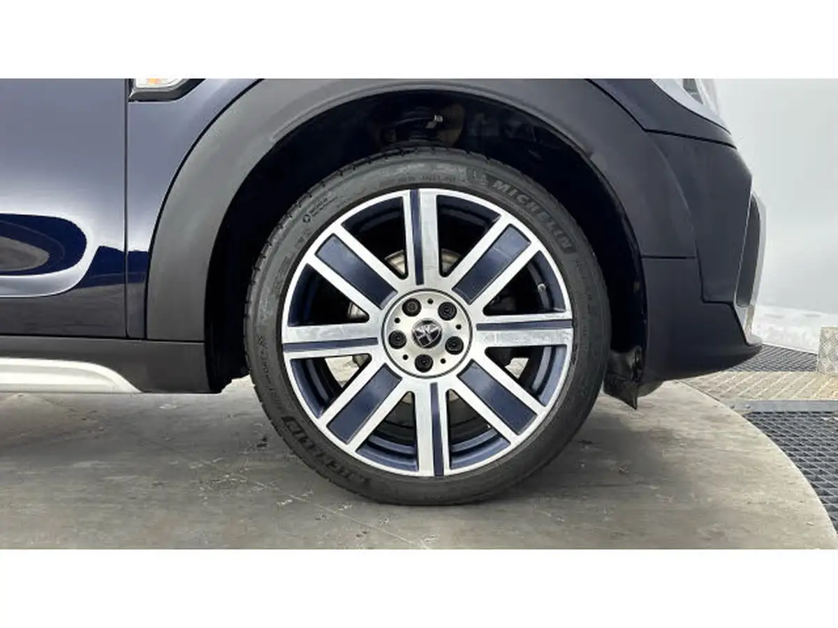 2023-mini-countryman-15-cooper-exclusive-premium-big-13