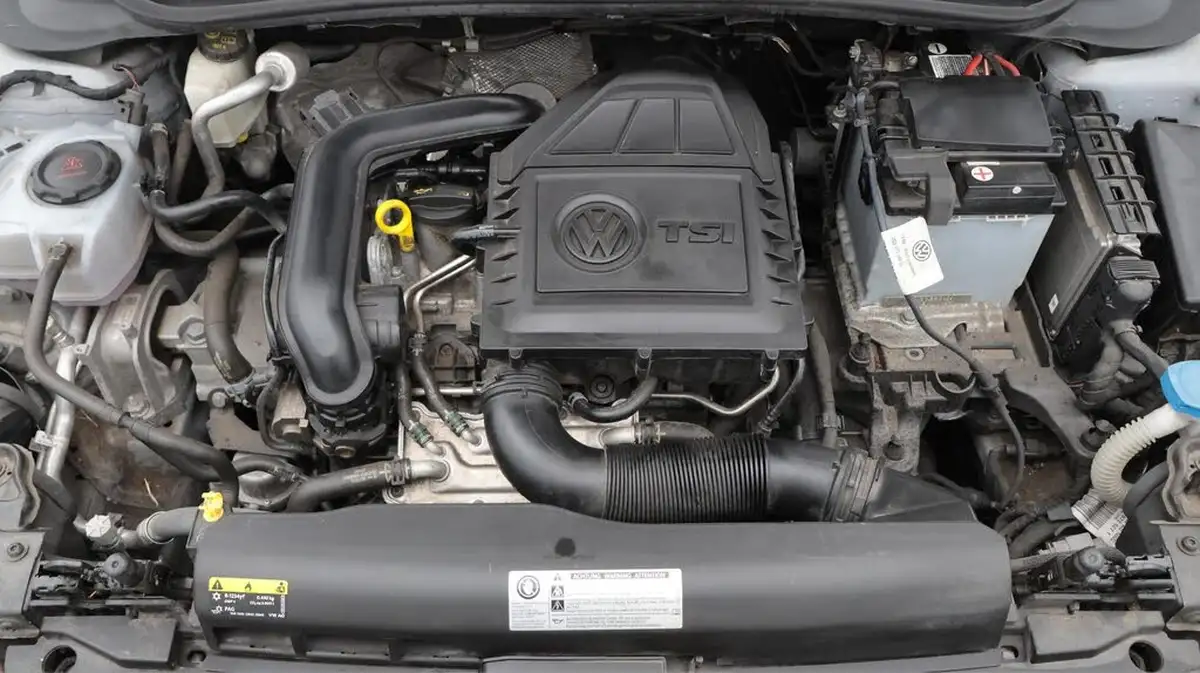 2018-volkswagen-polo-10-tsi-sel-115ps-5d-dsg-big-19