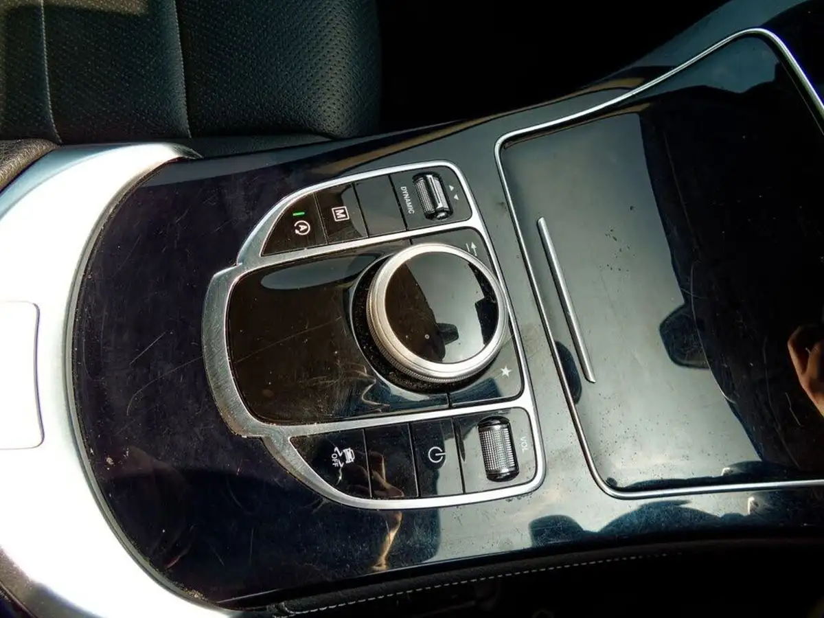 2019-mercedes-benz-glc-class-20-glc250-urban-edition-big-44