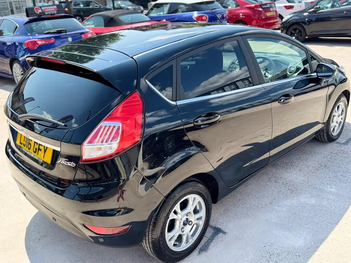 2016-ford-fiesta-15tdci-titanium-econetic-5d-big-21