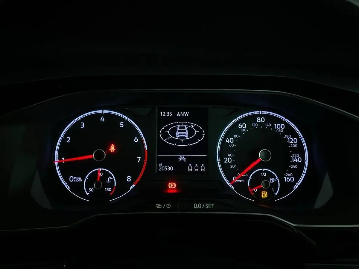 2021-volkswagen-polo-10-tsi-active-big-27