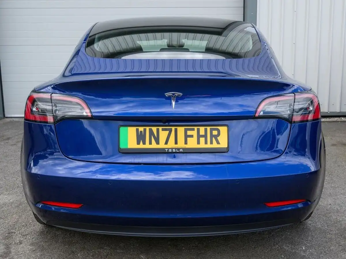 2021-tesla-model-3-e-standard-plus-big-6