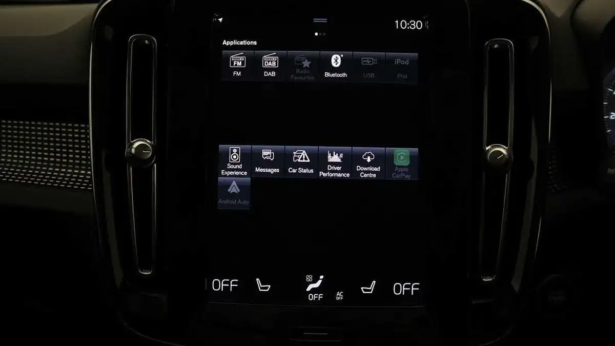 2022-volvo-xc40-15-t3-r-design-auto-big-62