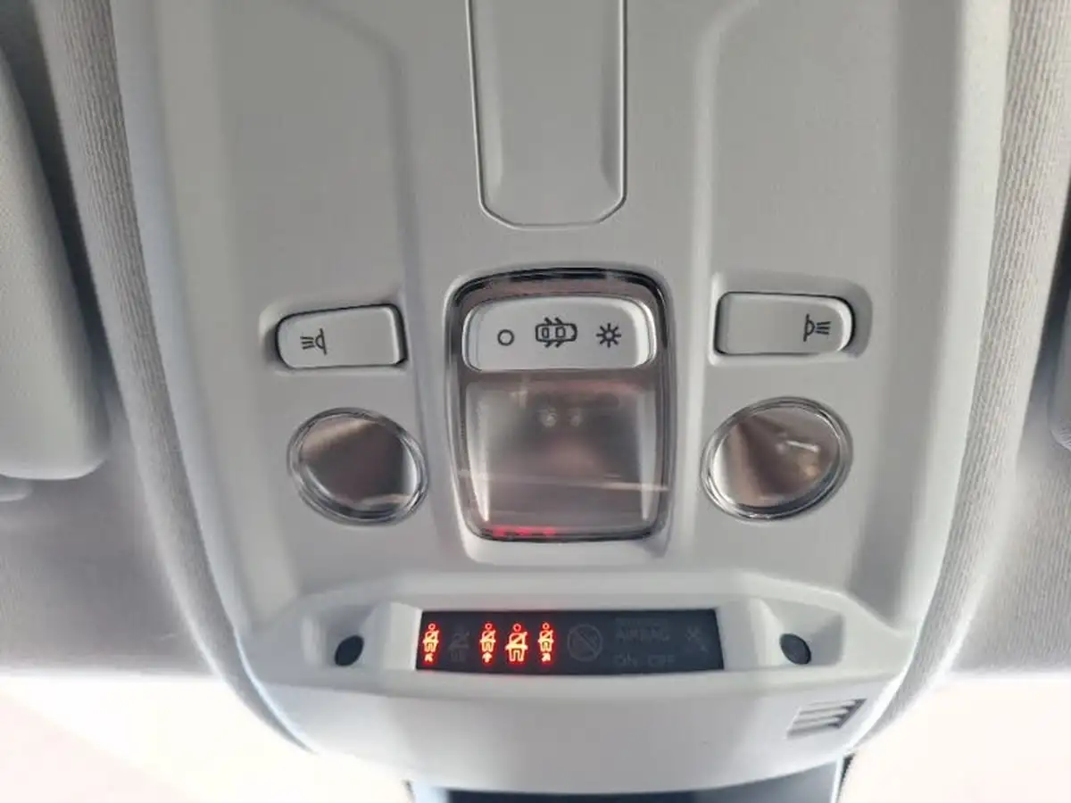 2022-vauxhall-mokka-12-se-edition-big-18