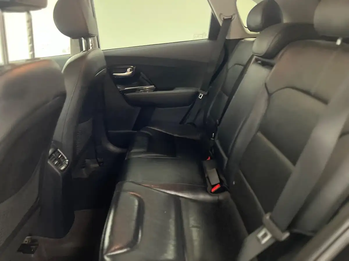 2018-kia-niro-16-gdi-3-156kwh-16-alloy-wheels-big-11