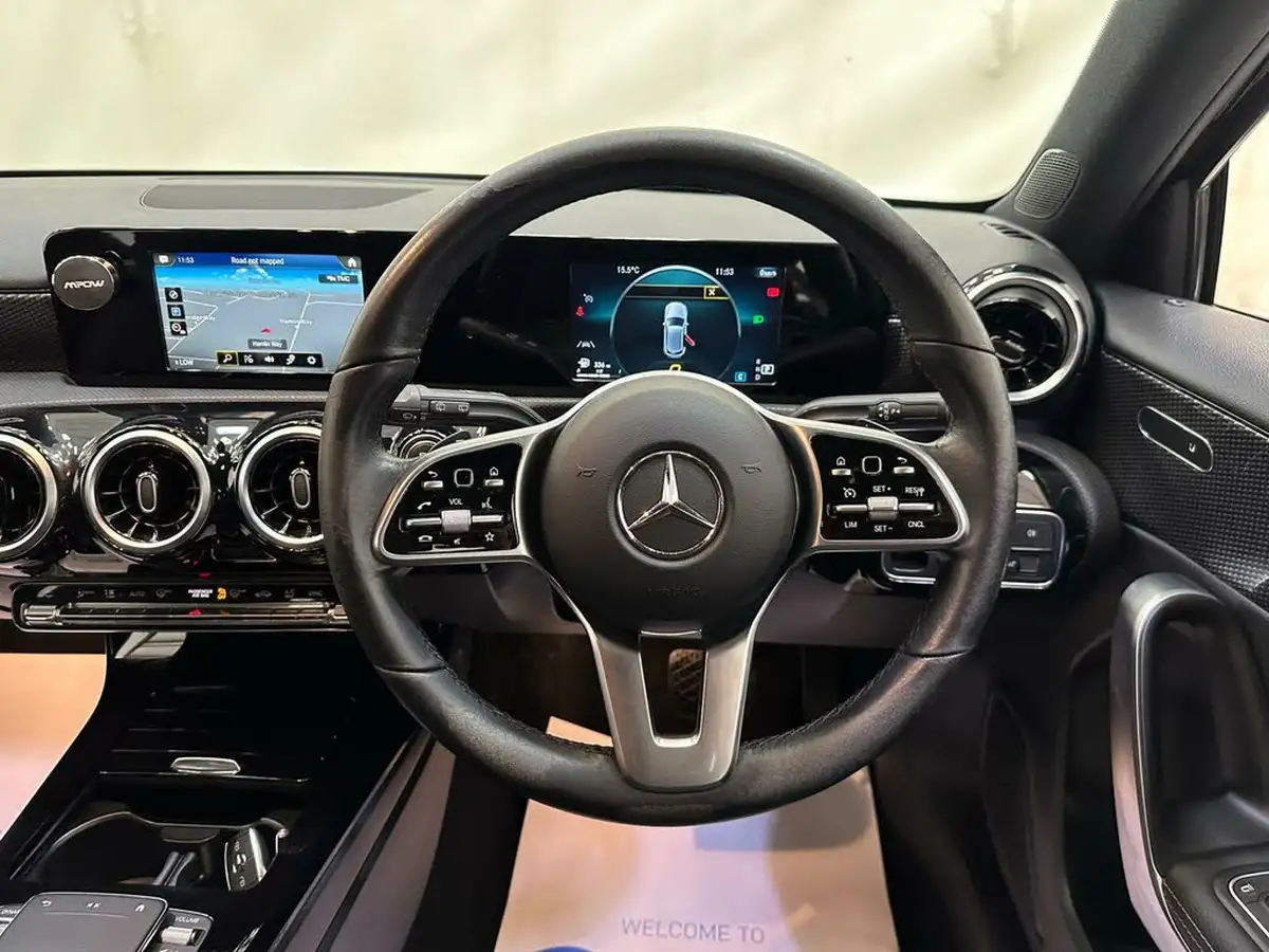 2019-mercedes-benz-a-class-20d-a200d-sport-hatchback-5d-big-18