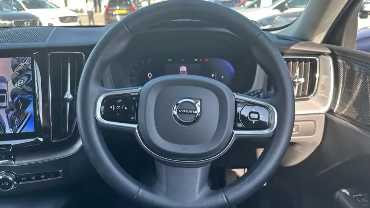 2022-volvo-xc60-20-b5-plus-big-9