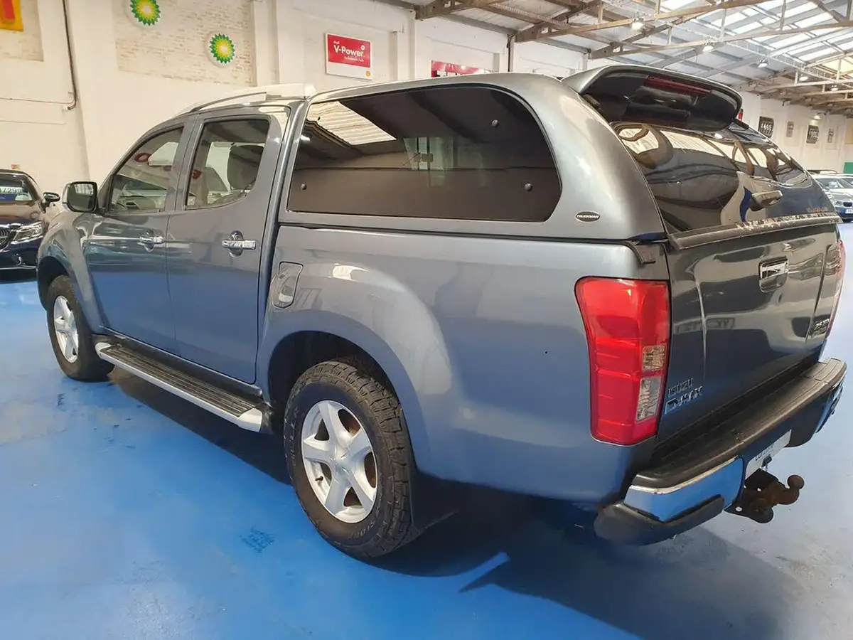 2015-isuzu-d-max-25td-utah-huntsman-auto-big-4