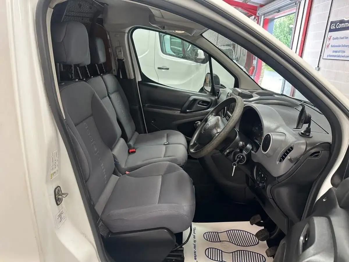 2015-citroen-berlingo-16td-l1625-enterprise-special-edition-panel-big-13