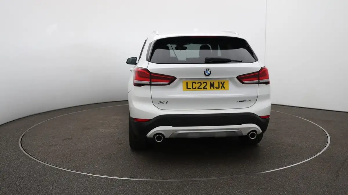 2022-bmw-x1-20-xdrive20i-xline-big-61