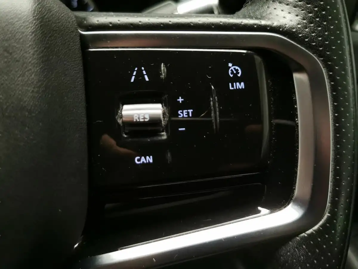 2021-land-rover-range-rover-evoque-20-d165-r-dynamic-big-23