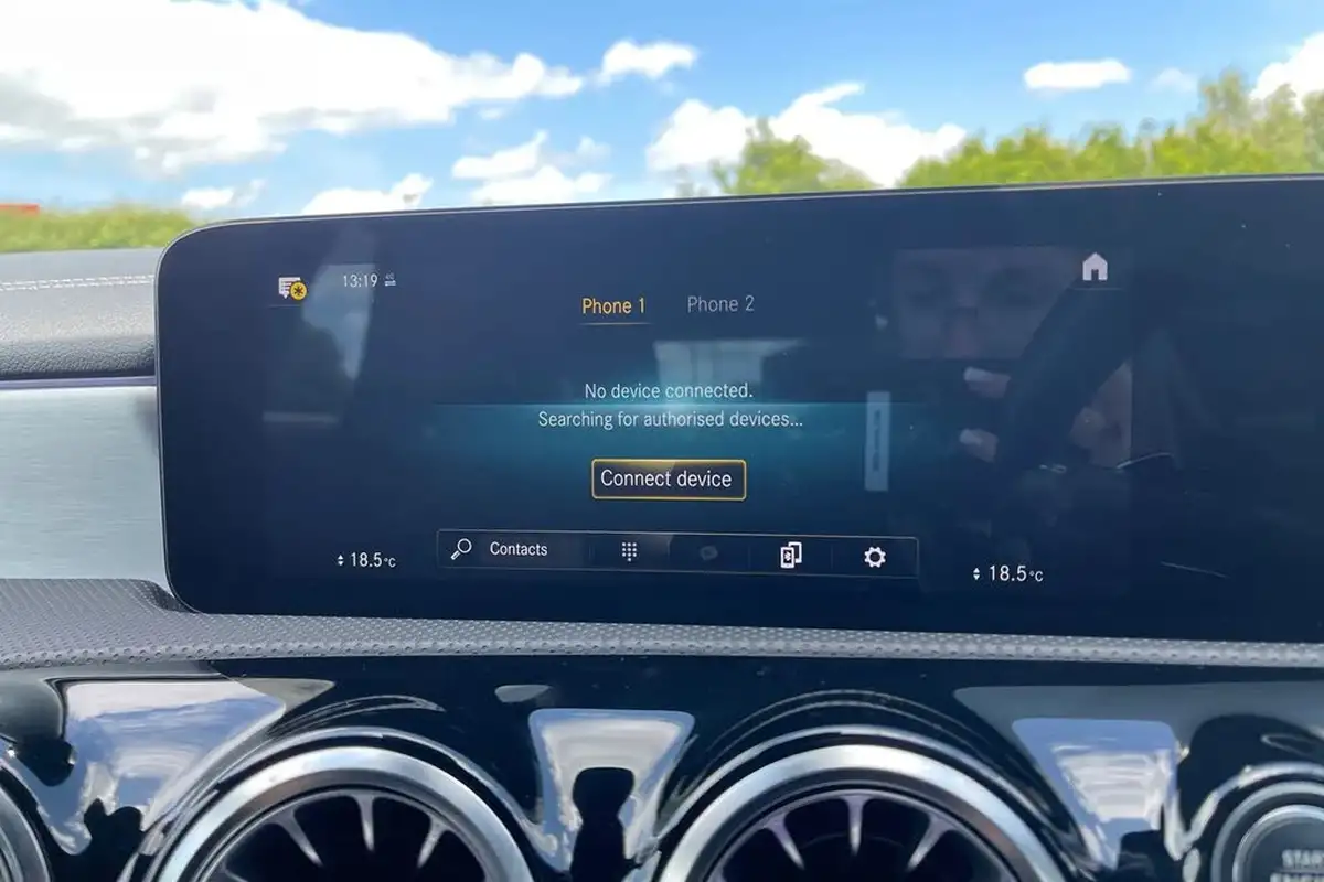 2021-mercedes-benz-a-class-20-a35-amg-premium-edition-hatchback-5d-big-46