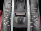 2021-porsche-macan-29-turbo-small-28