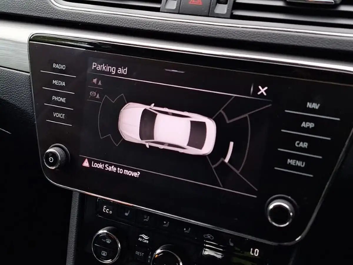 2020-skoda-superb-14-tsi-se-l-hatchback-big-14