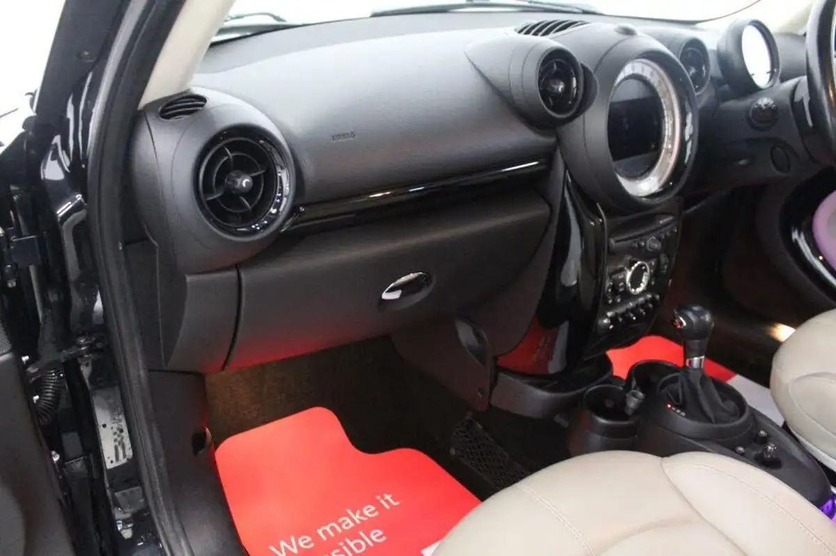 2012-mini-countryman-20td-cooper-sd-143bhp-all4-auto-big-30