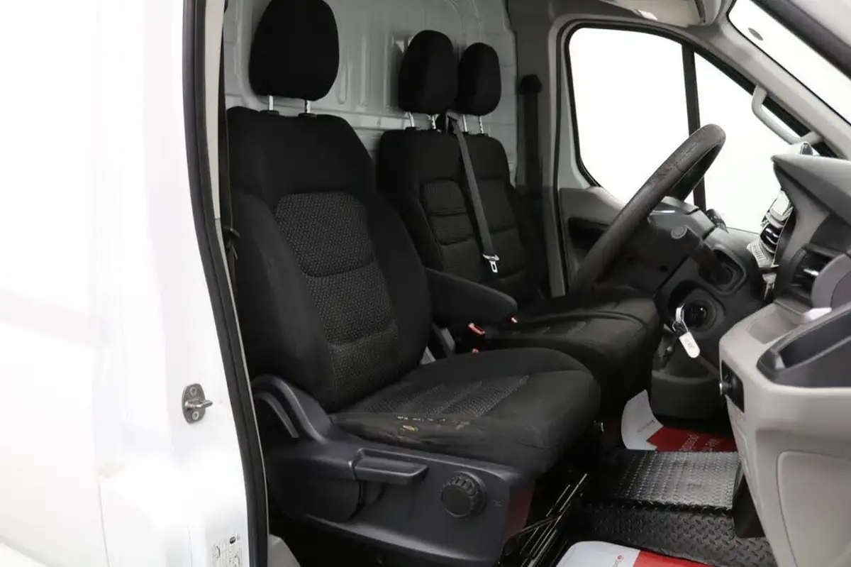 2022-maxus-deliver-9-20tdi-l3h2-big-24