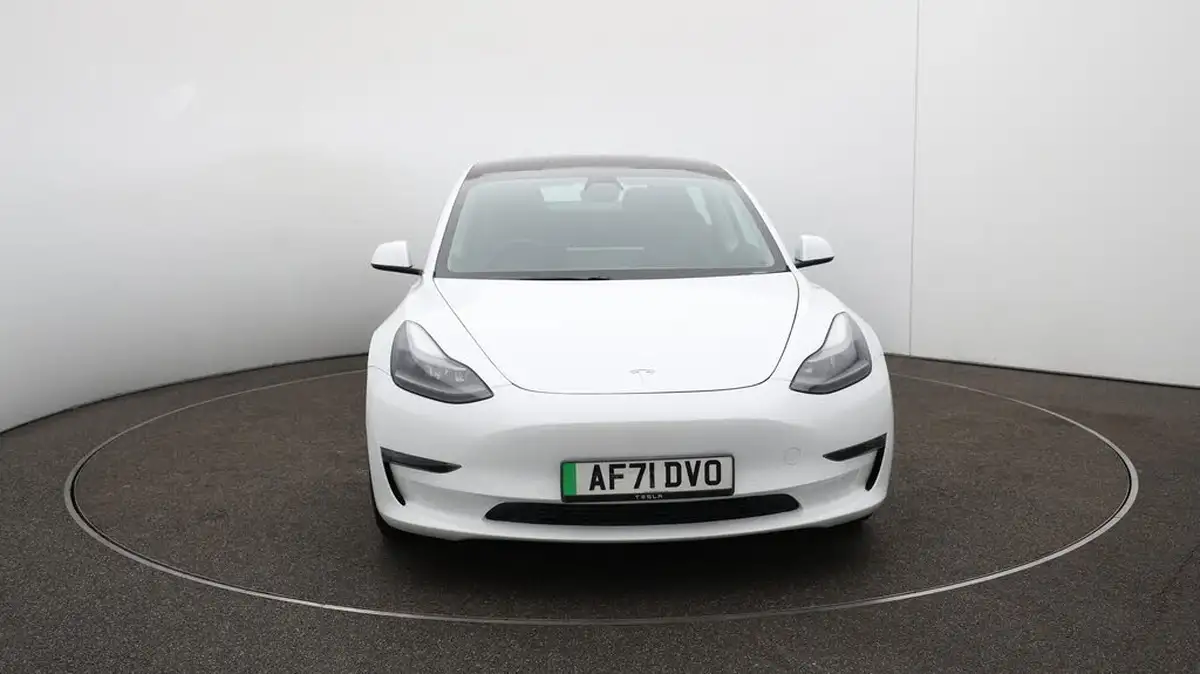 2021-tesla-model-3-e-long-range-awd-big-40