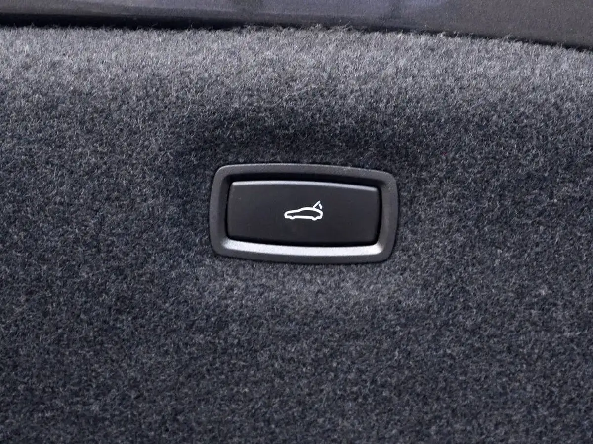 2021-porsche-taycan-e-4s-571ps-performance-battery-plus-big-23