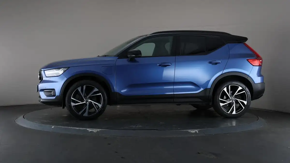 2021-volvo-xc40-15-t5-r-design-pro-262bhp-big-20