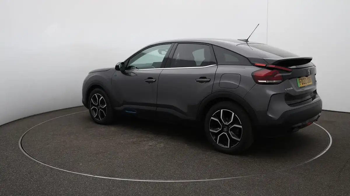 2022-citroen-c4-e-shine-plus-big-64
