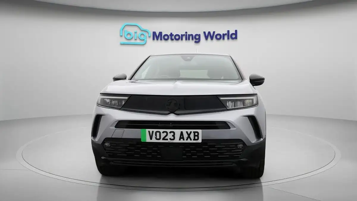 2023-vauxhall-mokka-e-gs-big-2