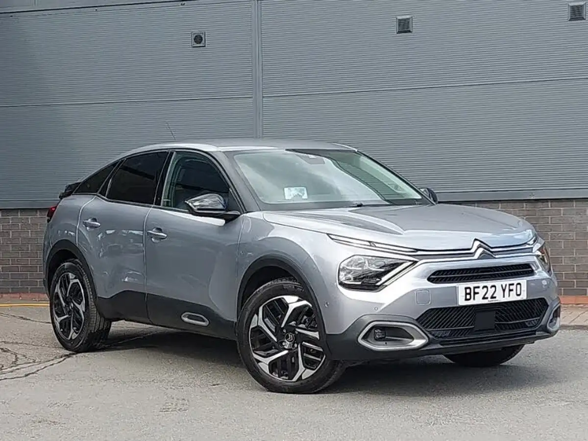 2022-citroen-c4-12-puretech-shine-130ps-big-0