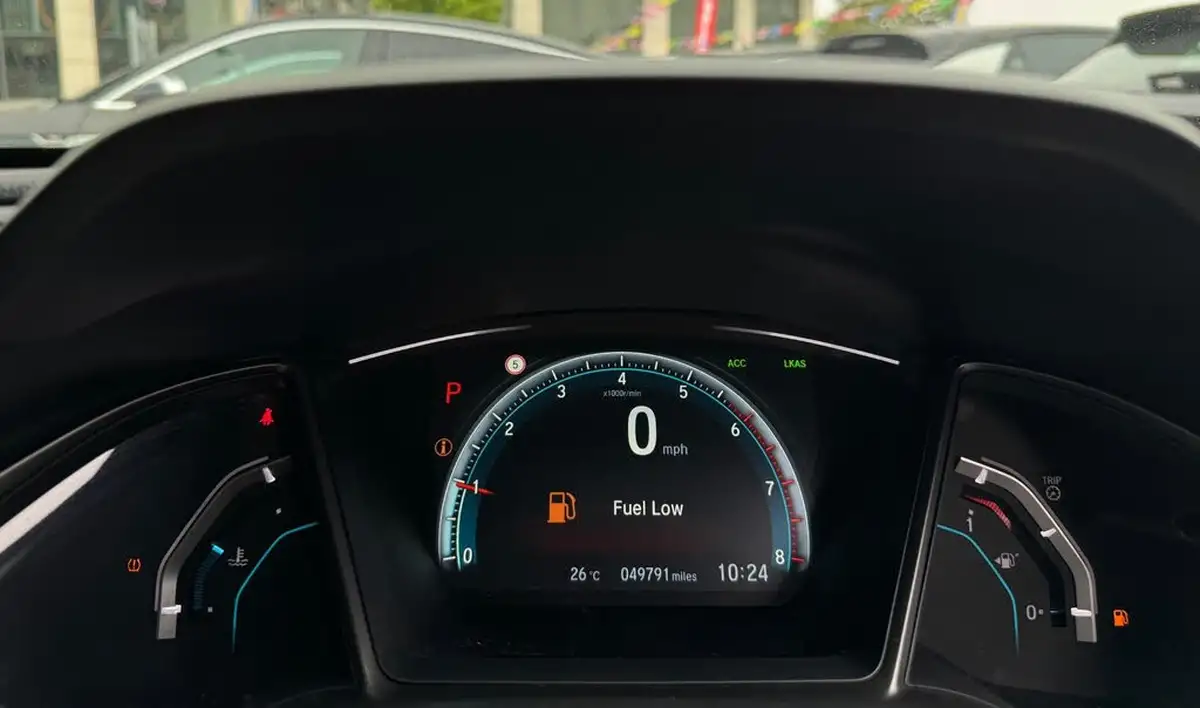 2017-honda-civic-10-vtec-turbo-sr-cvt-big-36