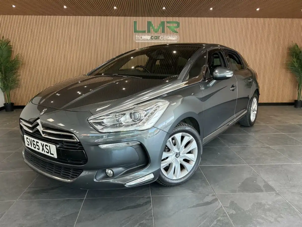 2015-citroen-ds5-16bluehdi-dstyle-big-0