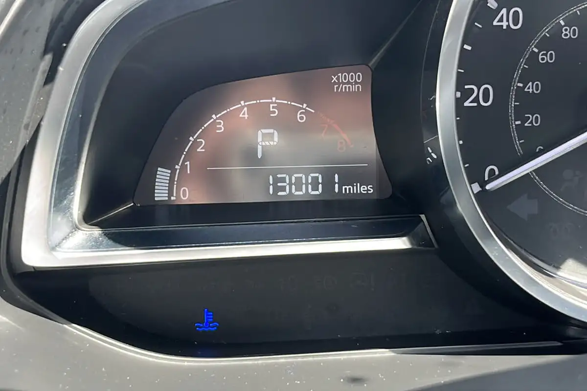 2019-mazda-mazda2-15-sport-nav-auto-big-13