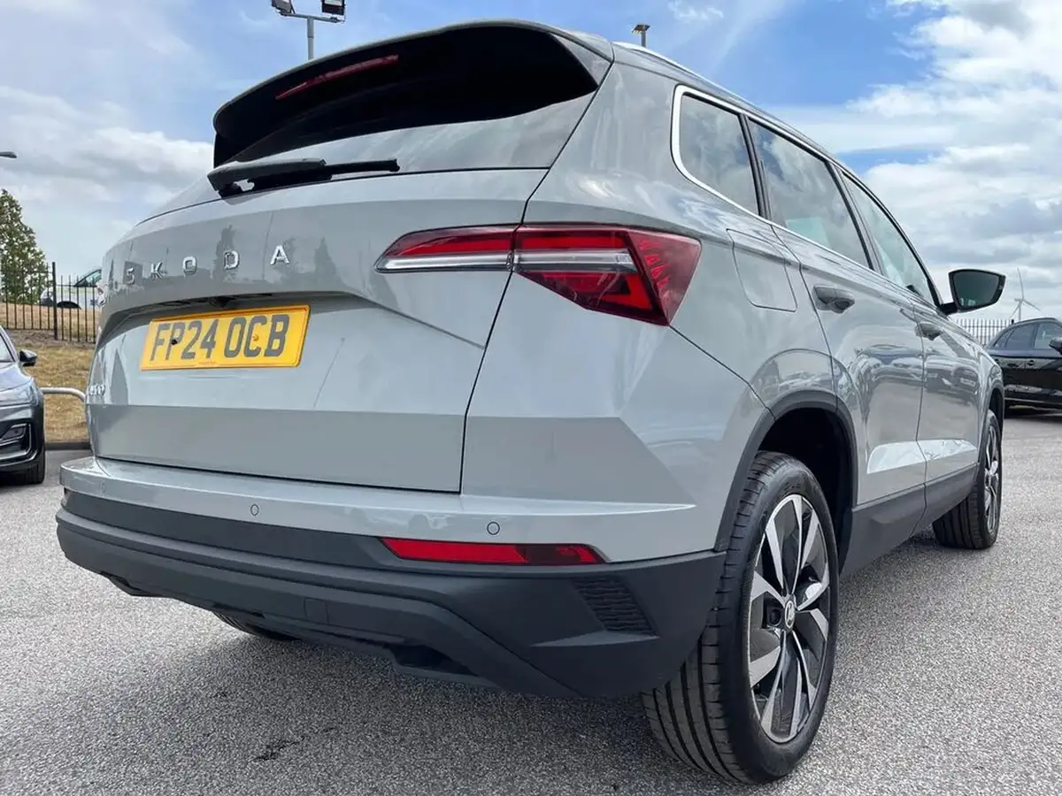 2024-skoda-karoq-15-tsi-se-l-dsg-big-27