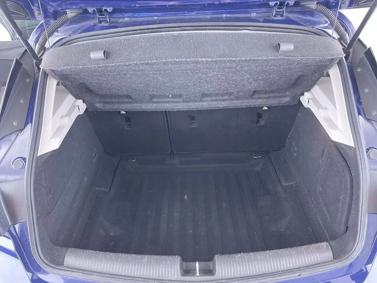 2018-vauxhall-astra-14i-sri-hatchback-big-9
