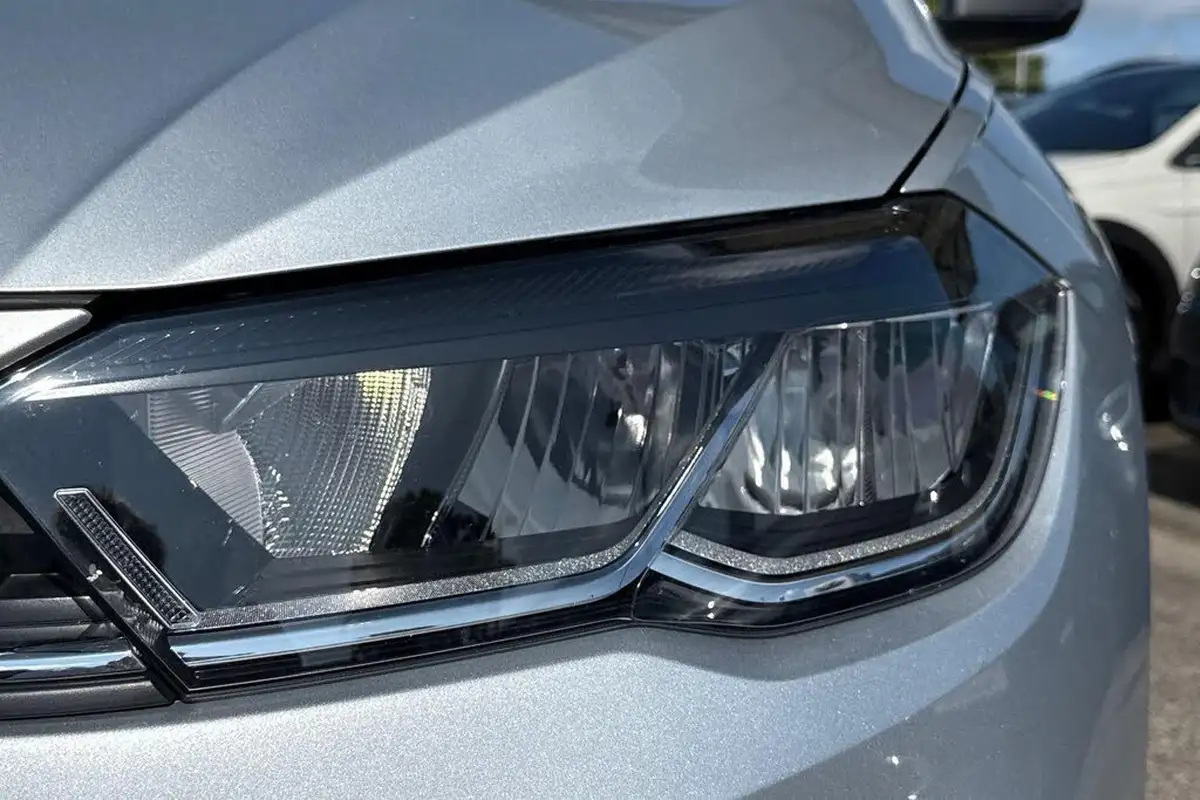 2025-volkswagen-polo-10-tsi-match-dsg-big-55