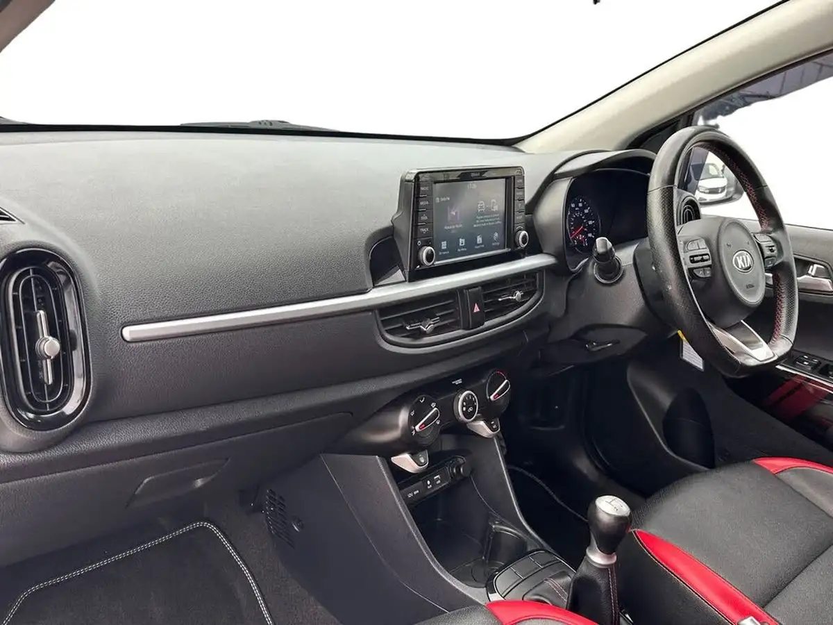 2019-kia-picanto-125-gt-line-big-8