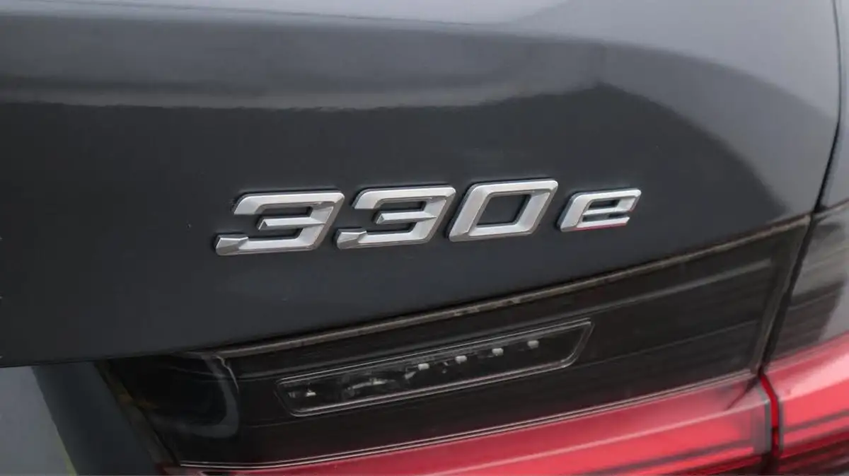 2021-bmw-3-series-20-330e-m-sport-tech-packpro-pack-saloon-4d-big-22