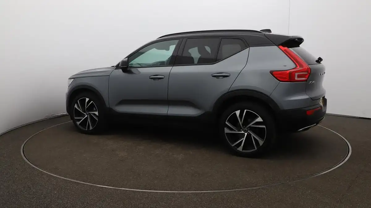2019-volvo-xc40-20td-d3-r-design-pro-awd-geartronic-big-49