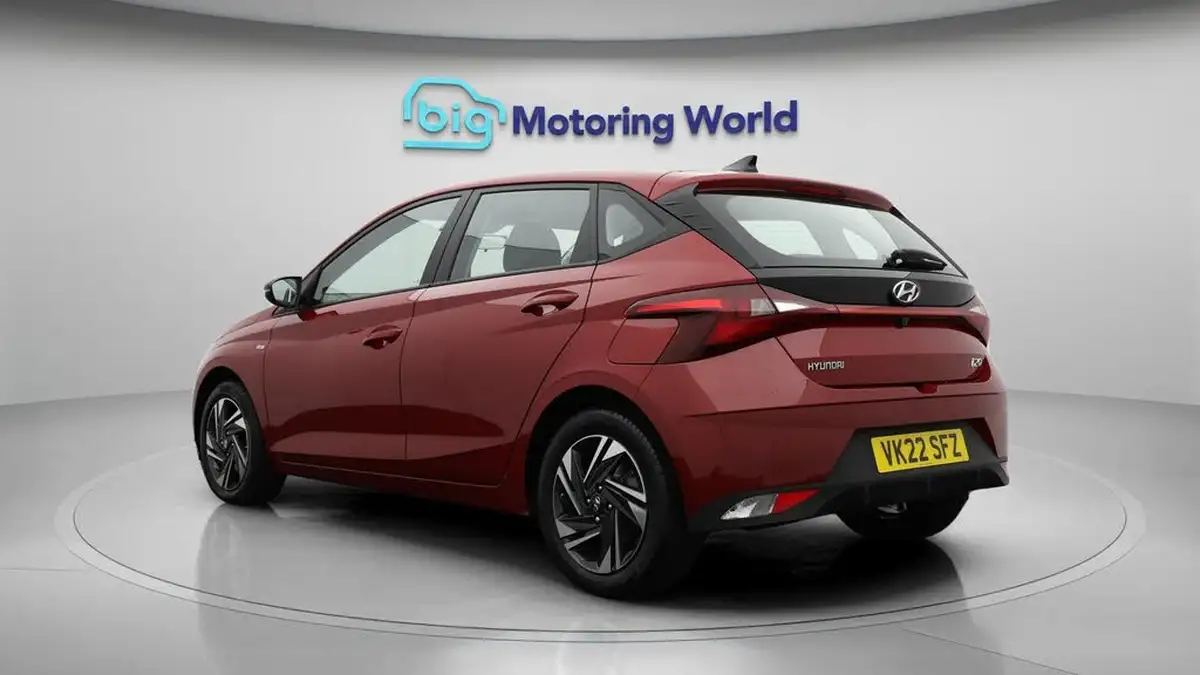 2022-hyundai-i20-10-t-gdi-se-connect-dct-big-5