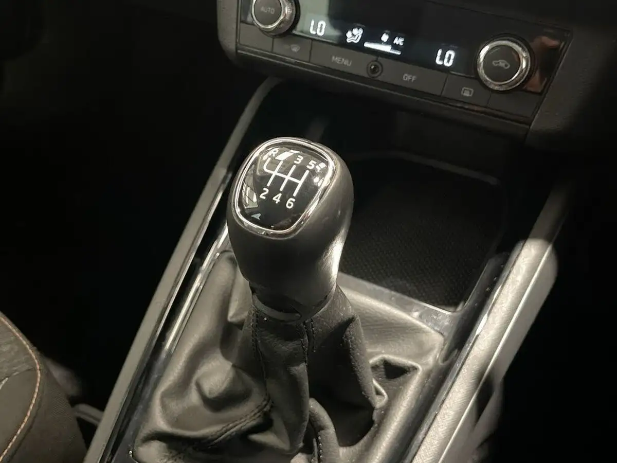 2020-skoda-kamiq-10-tsi-se-l-116ps-big-11