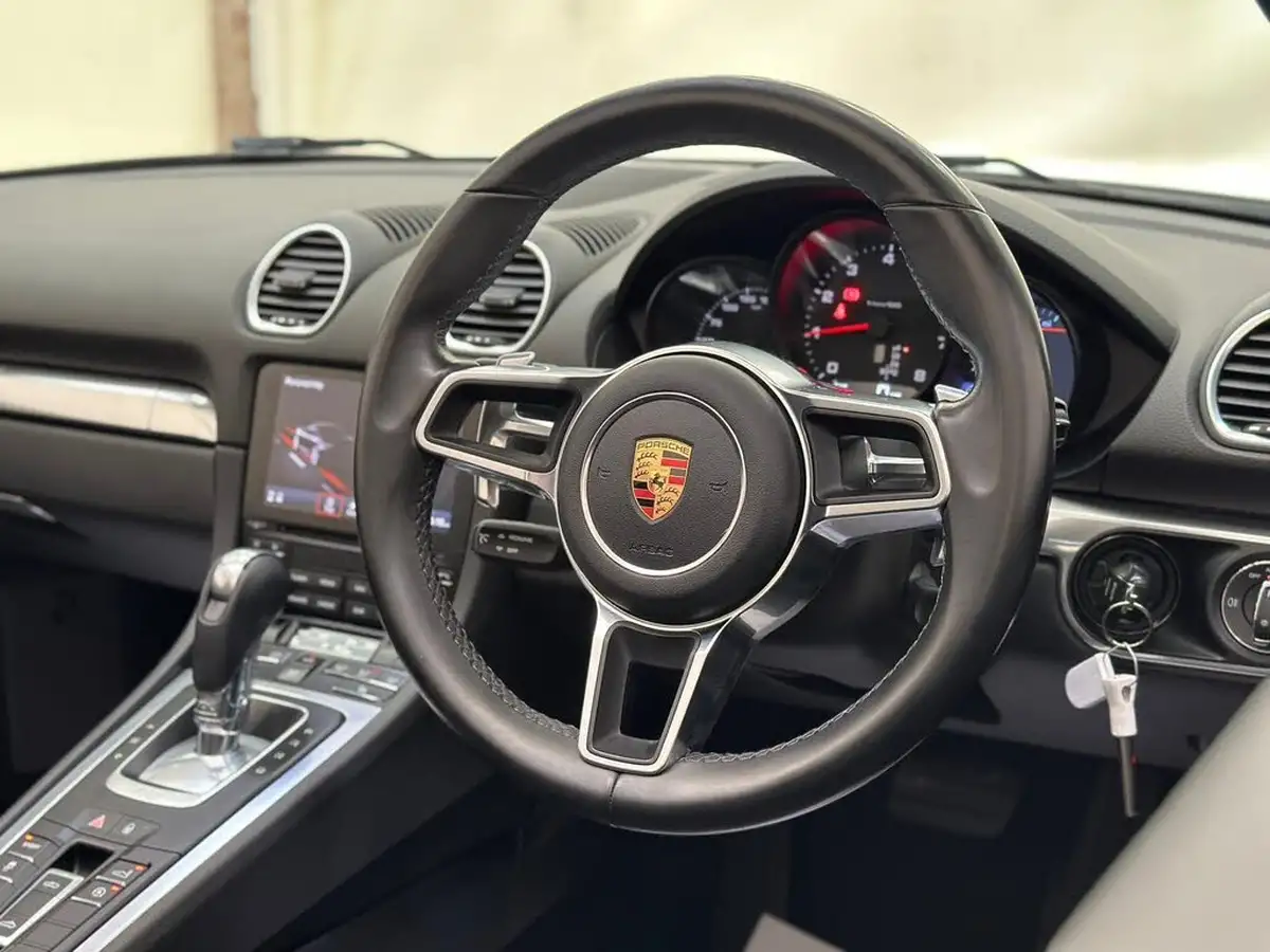 2018-porsche-boxster-718-20-boxster-ss-pdk-big-14