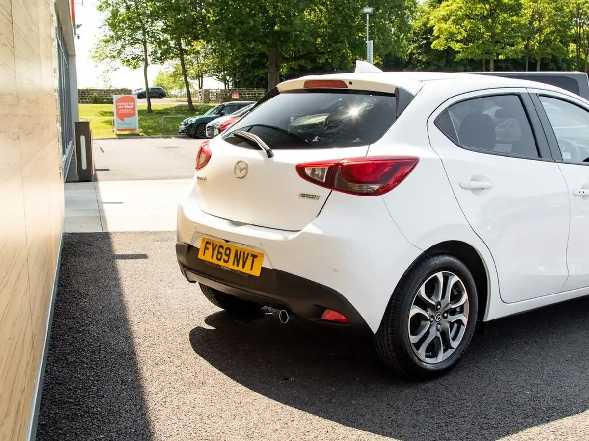 2019-mazda-mazda2-15-gt-sport-nav-115ps-big-7