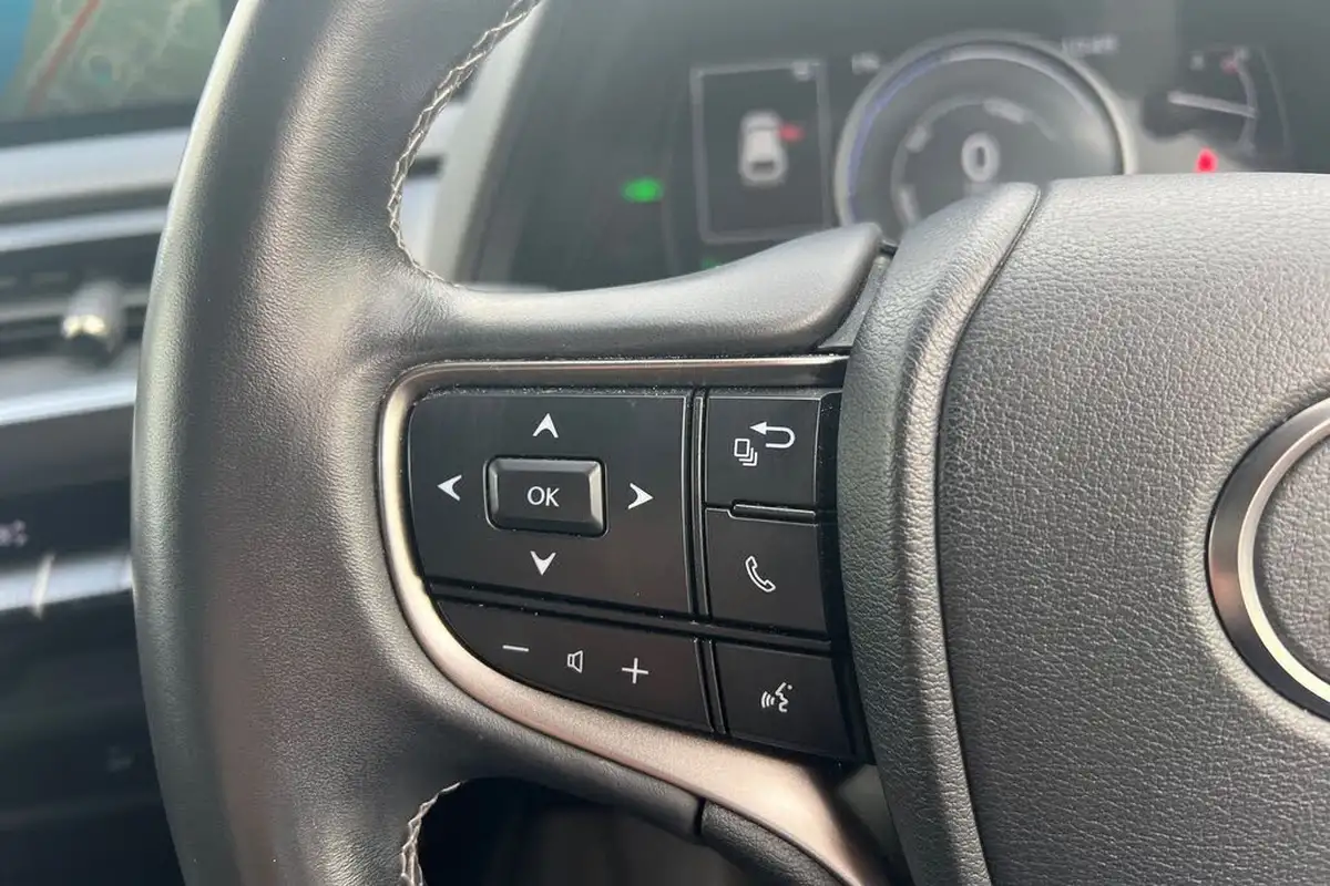 2022-lexus-ux-250h-20-ux-184bhp-without-navigation-big-25