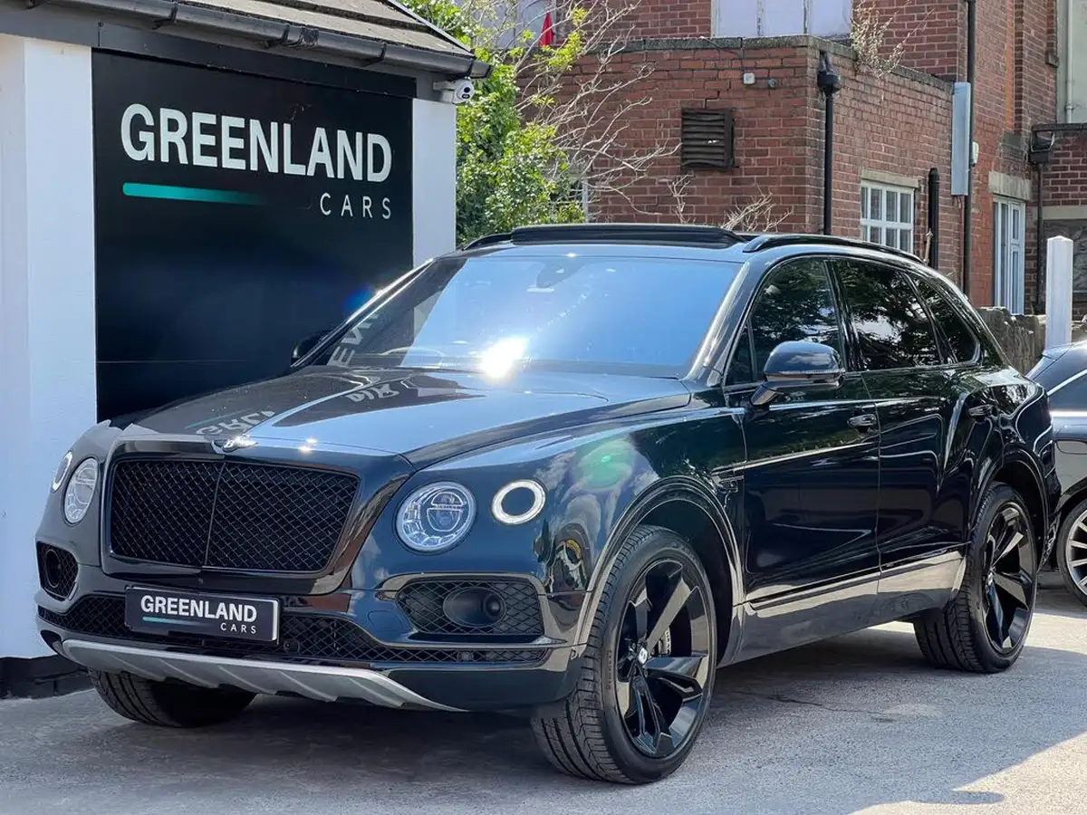 2017-bentley-bentayga-60-w12-big-21