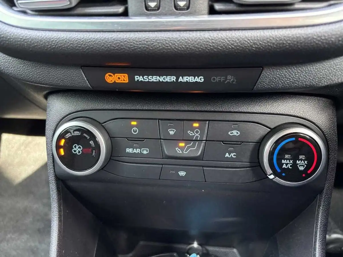 2022-ford-fiesta-10t-st-line-100ps-5d-big-14