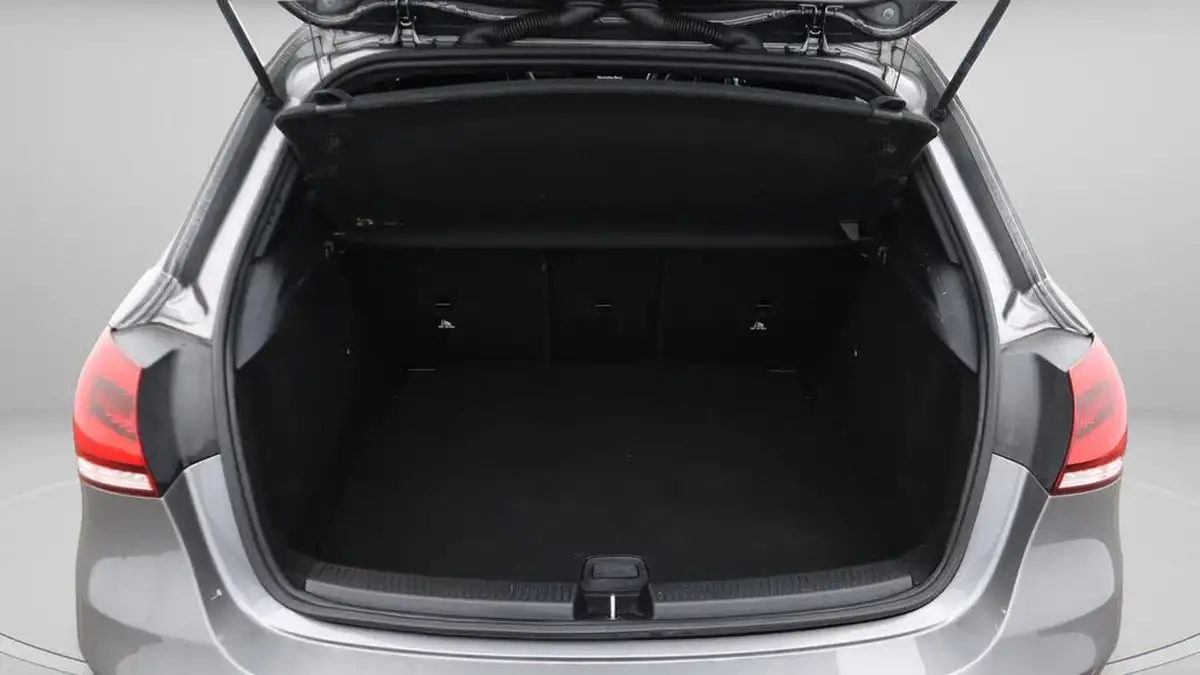 2020-mercedes-benz-a-class-13-a180-amg-line-executive-hatchback-5d-7g-dct-big-17