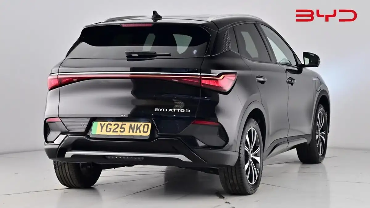 2025-byd-atto-3-e-comfort-big-12