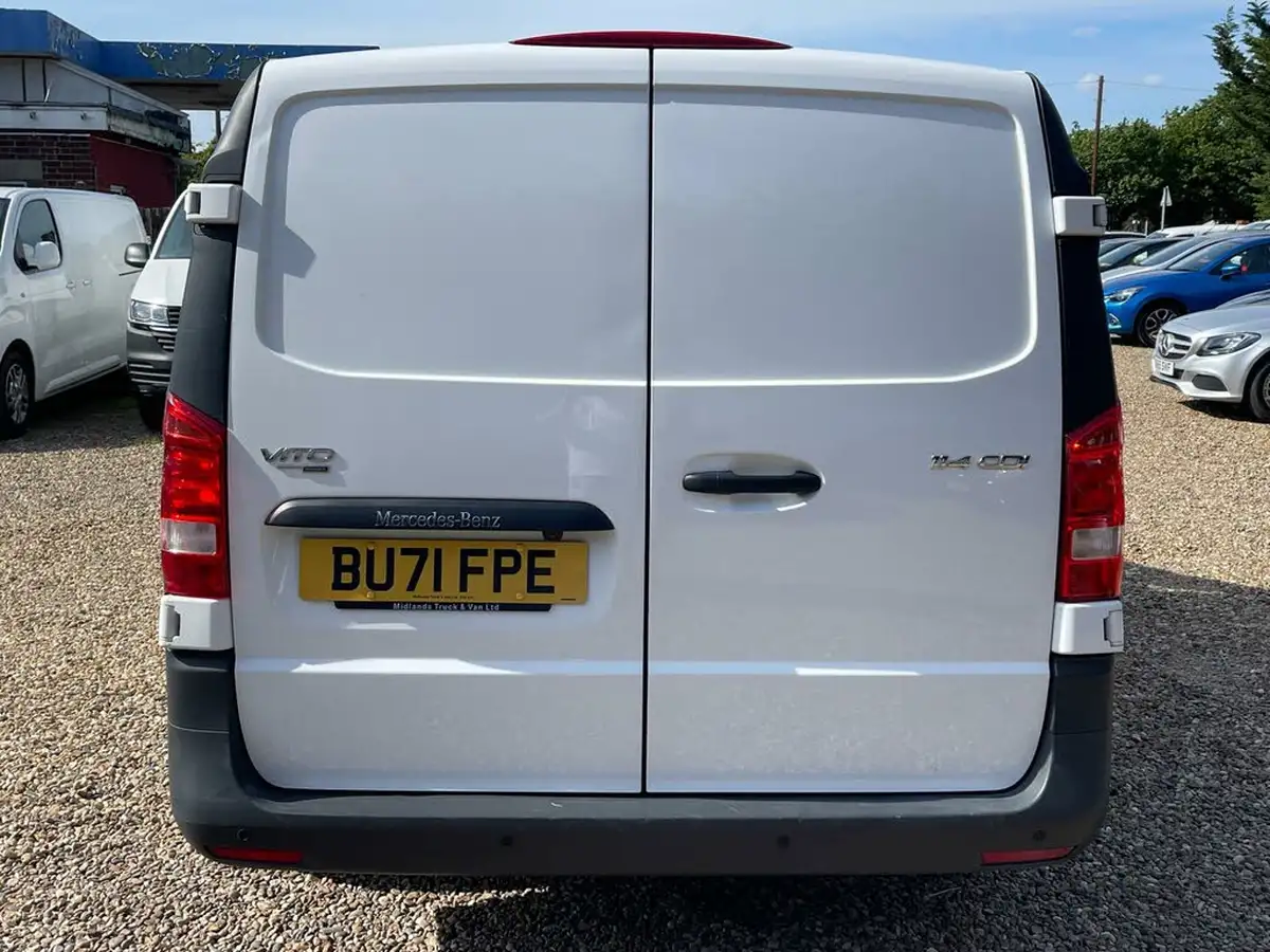 2021-mercedes-benz-vito-20cdi-114-progressive-l2-134bhpeu6dt-panel-1749cc-9g-tronic-big-3