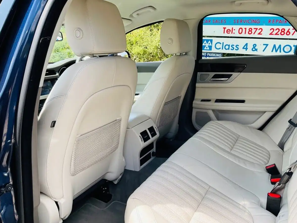 2015-jaguar-xf-20td-portfolio-180ps-auto-big-23