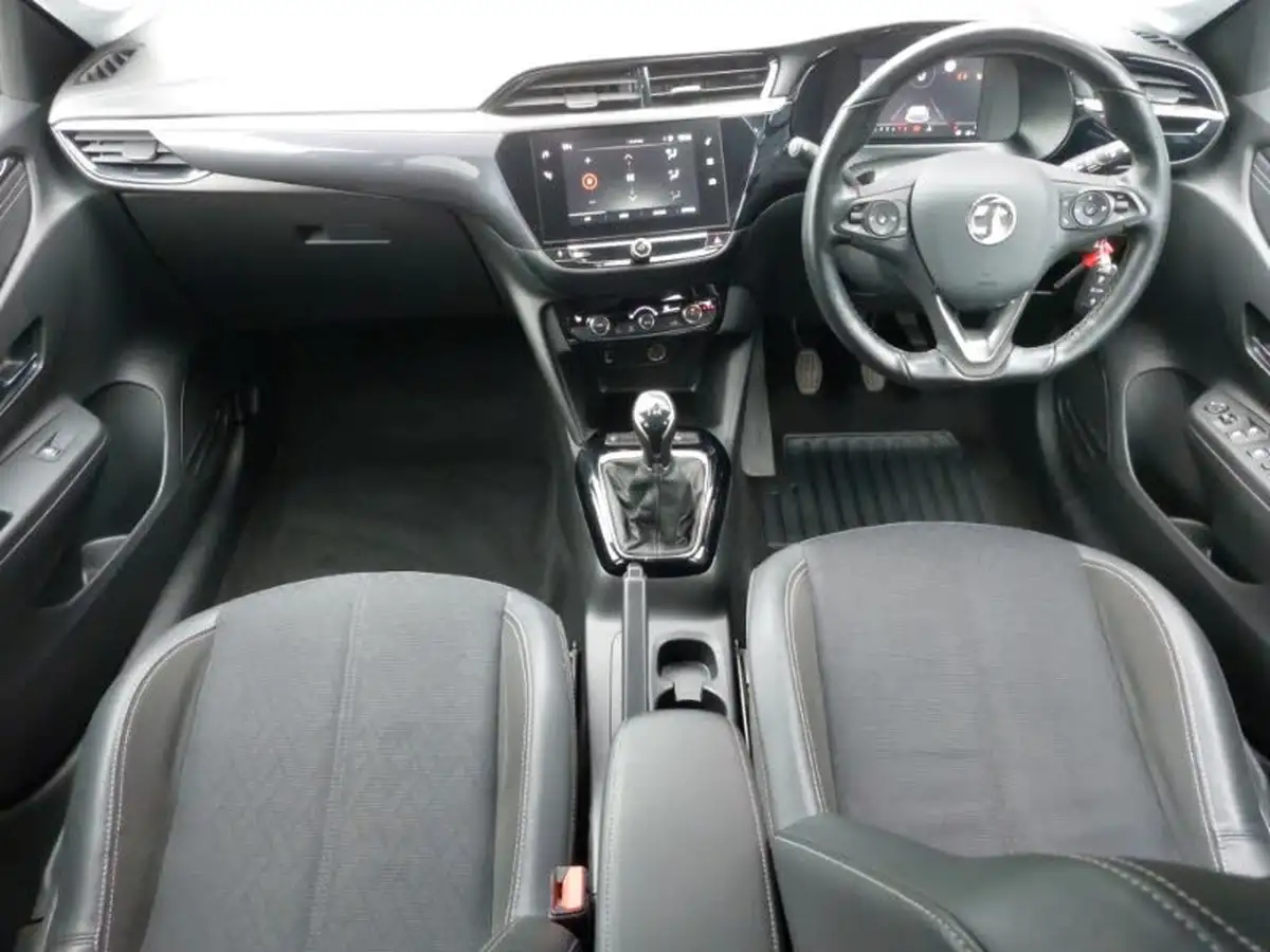 2022-vauxhall-corsa-12i-elite-edition-big-2
