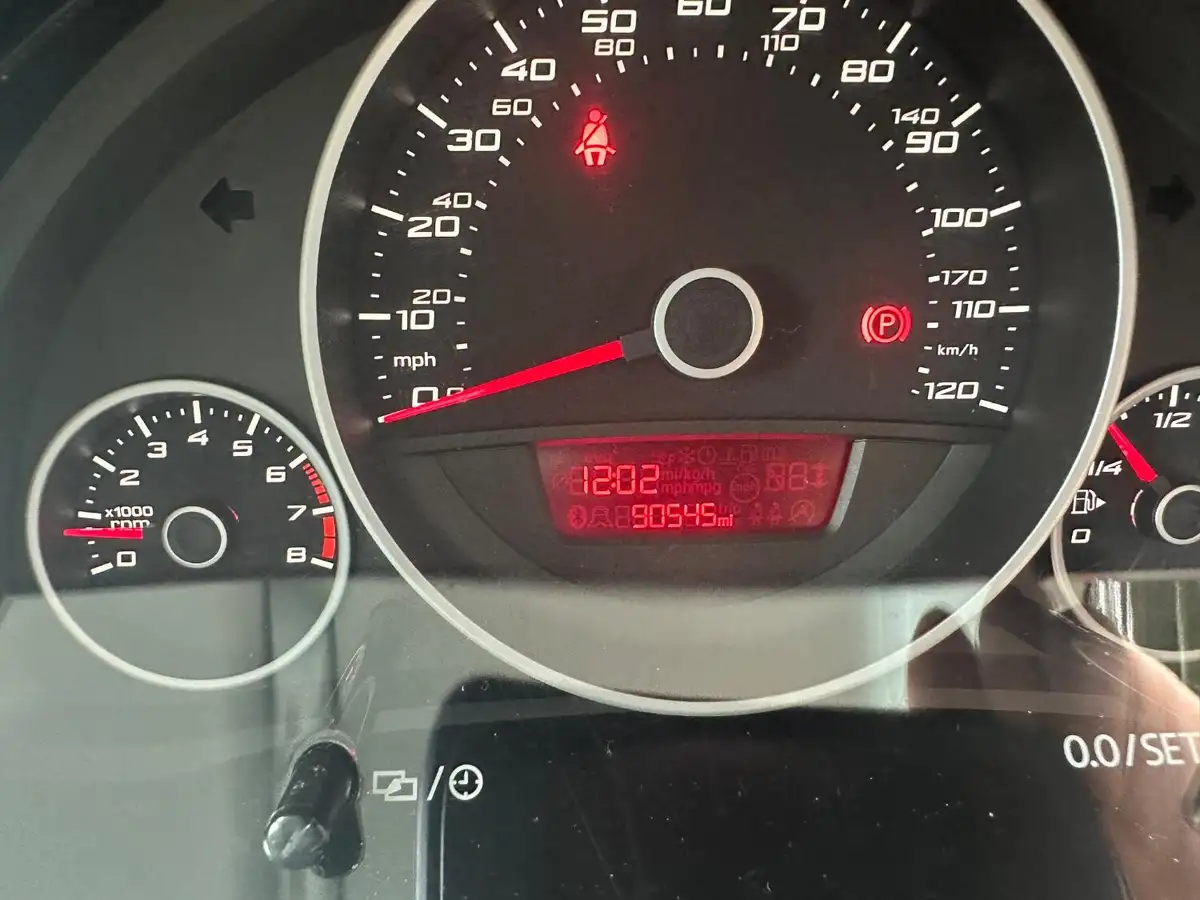 2013-seat-mii-10-toca-3d-big-8