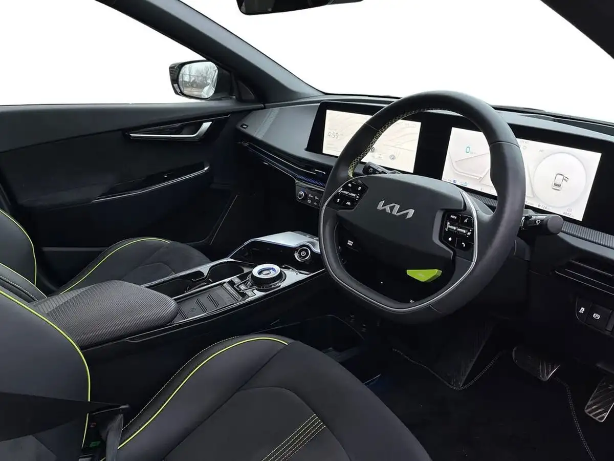 2023-kia-ev6-e-gt-big-10
